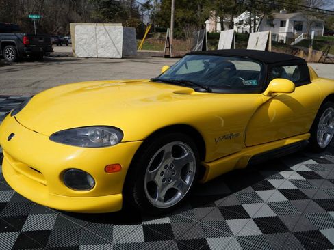 Used 1994 Dodge Viper RT/10 image 11
