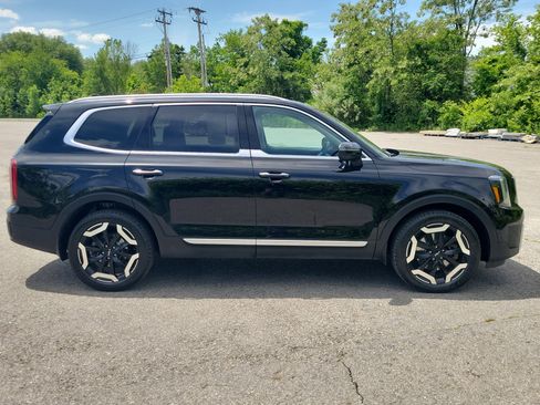 Used 2023 Kia Telluride S w/ S Sunroof Package AWD/4WD image 4