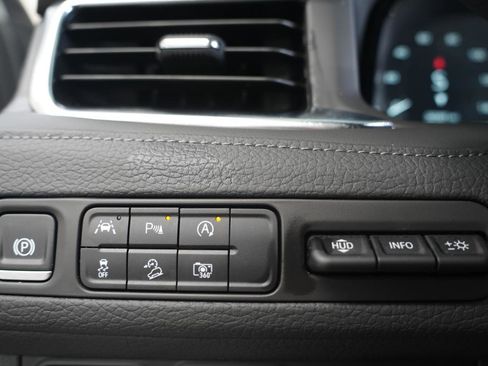 Used 2024 GMC Yukon Denali w/ Max Trailering Package AWD/4WD image 23