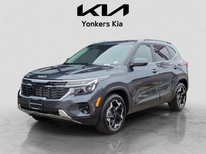 Certified 2025 Kia Seltos EX