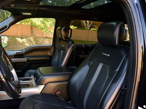 Used 2018 Ford F150 Platinum w/ Equipment Group 701A Luxury image 11