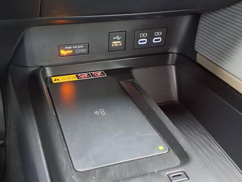 Used 2026 Toyota Camry SE FWD image 24