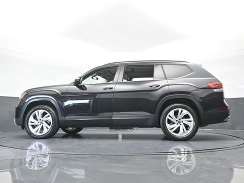 Used 2021 Volkswagen Atlas SE w/ Panoramic Sunroof Package FWD image 58