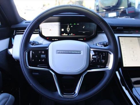 New 2026 Land Rover Range Rover Sport SE image 17
