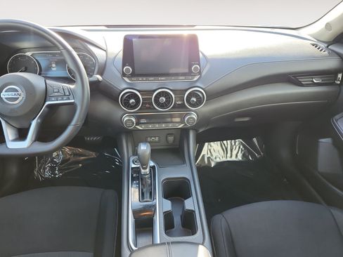 Used 2021 Nissan Sentra SV FWD image 12