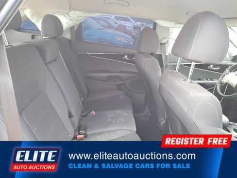 Used 2019 Kia Sorento L image 21