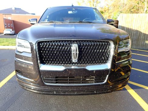 Certified 2022 Lincoln Navigator L Reserve image 3