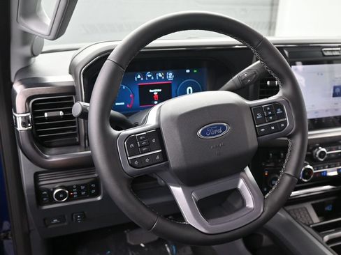 New 2026 Ford F250 Lariat w/ Black Appearance Package AWD/4WD image 7