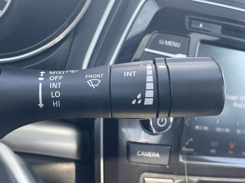 Used 2023 Nissan Maxima SL FWD image 18