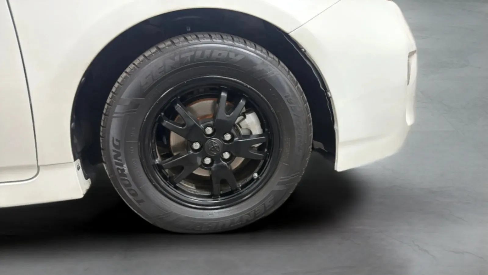 Used 2015 Toyota Prius Two FWD image 24