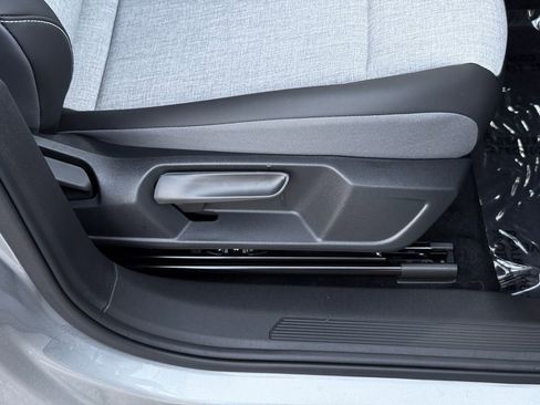 New 2026 Volkswagen ID.4 Pro image 30