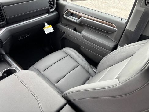 New 2026 Chevrolet Silverado 2500 LT w/ Trail Boss Package AWD/4WD image 9