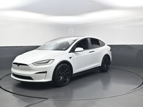 Used 2023 Tesla Model X AWD/4WD image 6