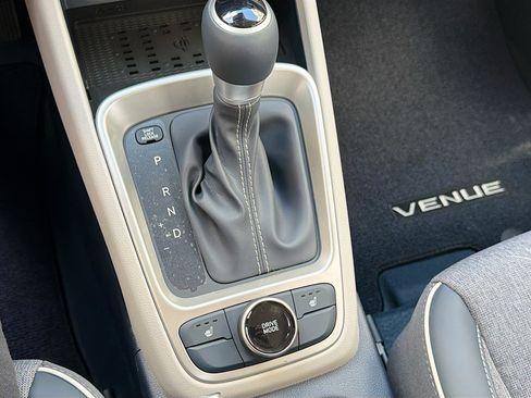 New 2026 Hyundai Venue SEL image 26