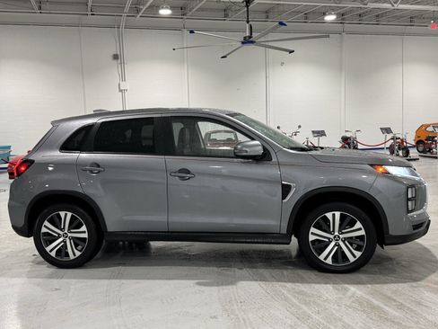 Used 2024 Mitsubishi Outlander Sport SE image 17