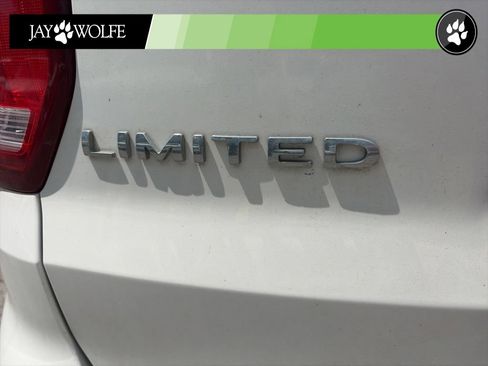 Used 2016 Ford Explorer Limited w/ Equipment Group 301A AWD/4WD image 7