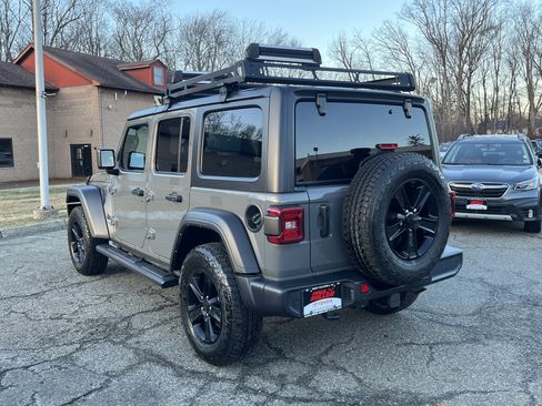 Used 2021 Jeep Wrangler Unlimited Sport image 6