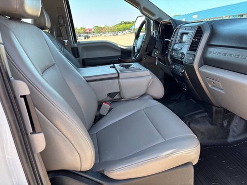 Used 2018 Ford F350 XL w/ Power Equipment Group AWD/4WD image 17