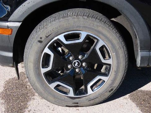 Certified 2024 Ford Bronco Sport Outer Banks image 13