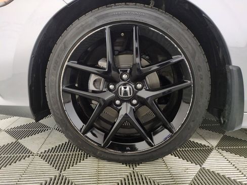 Used 2023 Honda Civic Sport image 25