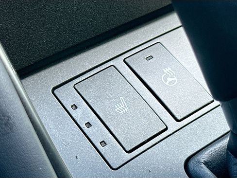 Used 2025 Lexus IS 350 F Sport RWD image 19