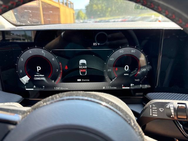 Used 2025 Nissan Kicks SR AWD/4WD image 25