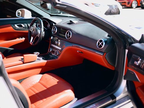 Used 2013 Mercedes-Benz SL 63 AMG image 14