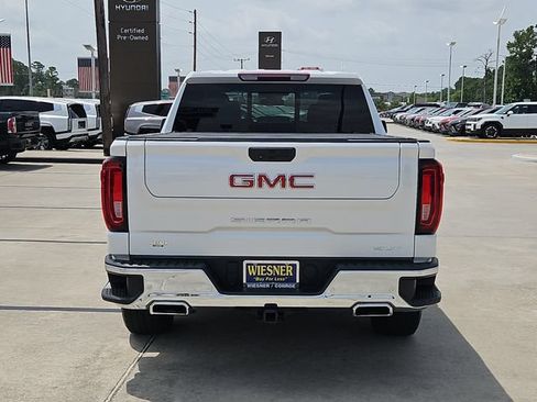 Used 2022 GMC Sierra 1500 SLT AWD/4WD image 6