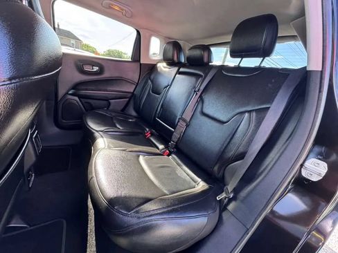 Used 2020 Jeep Compass Limited FWD image 12