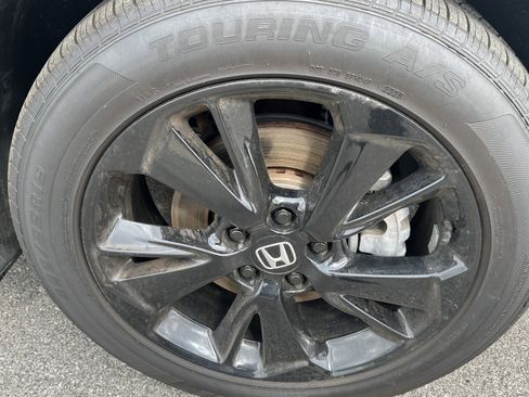 Used 2024 Honda Odyssey Sport image 15