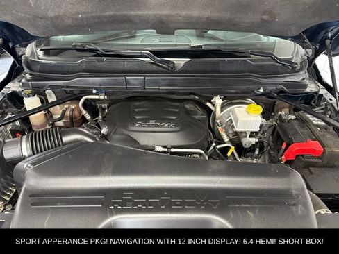 Used 2024 RAM 2500 Big Horn w/ Sport Appearance Package AWD/4WD image 31