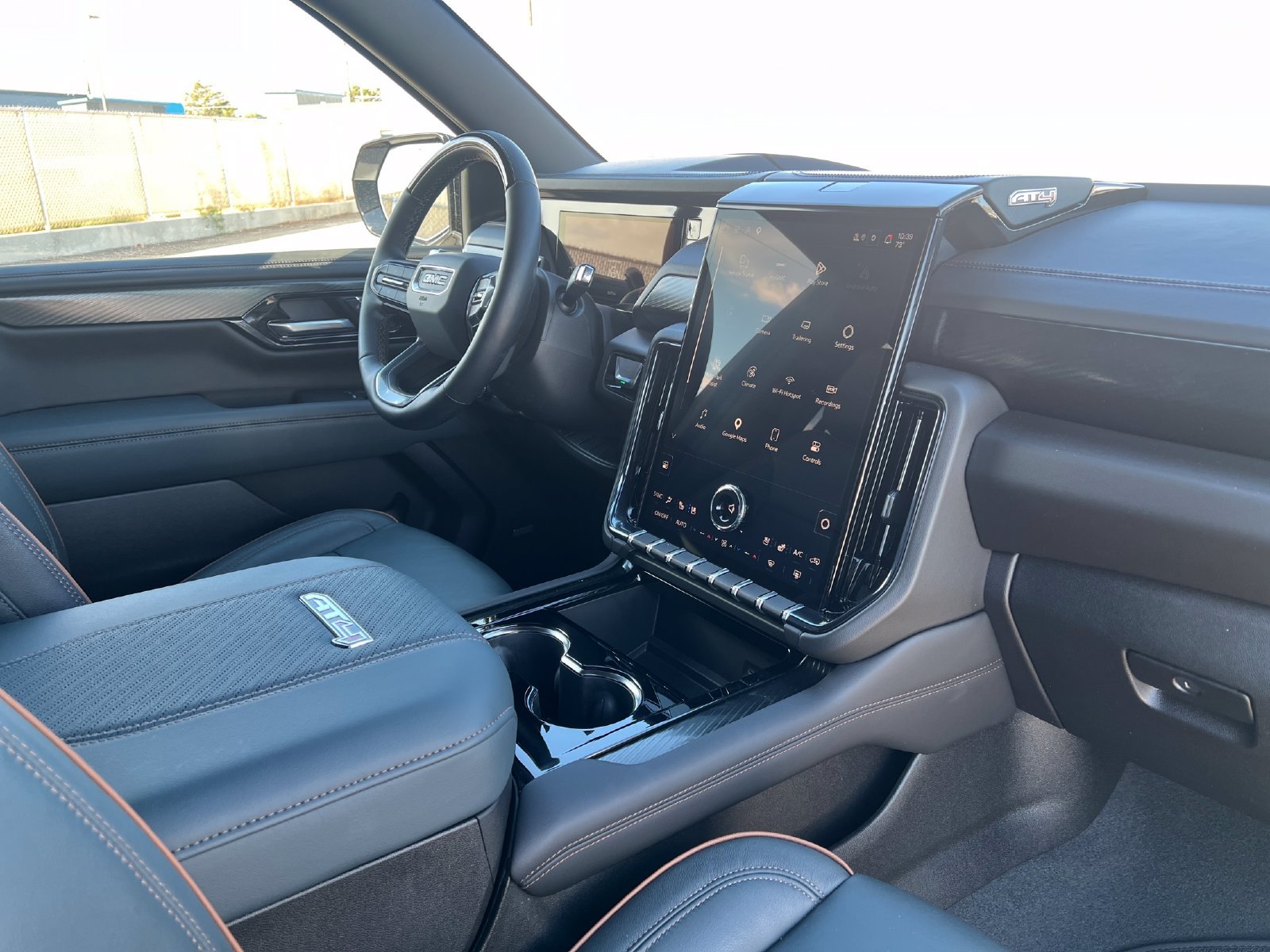 Used 2026 GMC Yukon AT4 w/ Premium Trailering Package AWD/4WD image 34
