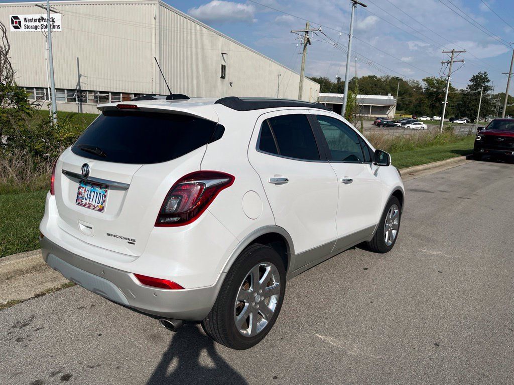 Used 2019 Buick Encore Essence w/ Experience Buick Package AWD/4WD image 3