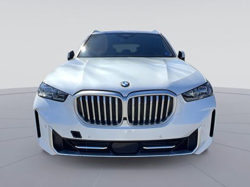 Used 2024 BMW X5 xDrive40i image 8