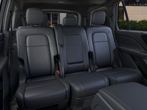 New 2026 Lincoln Aviator Reserve image 11