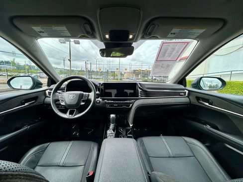 Certified 2025 Toyota Camry XLE FWD image 18