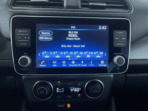 Certified 2025 Nissan Leaf S FWD image 20