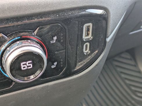 Used 2024 GMC Sierra 1500 Elevation image 26