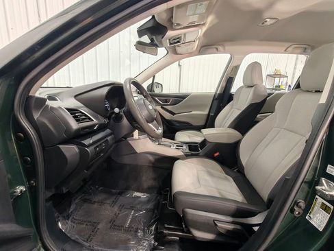 Used 2023 Subaru Forester AWD/4WD image 23