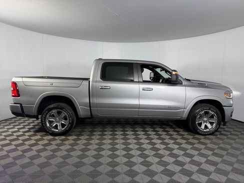 Used 2025 RAM 1500 Big Horn AWD/4WD image 3