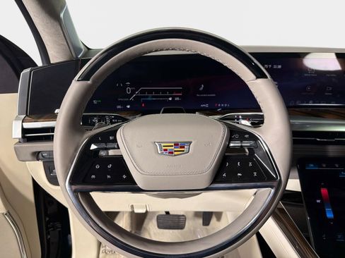 Used 2026 Cadillac Escalade Platinum Sport AWD/4WD image 43