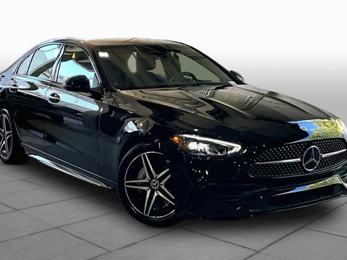 Used 2025 Mercedes-Benz C 300 4MATIC Sedan image 3