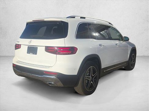 New 2026 Mercedes-Benz GLB 250 image 2