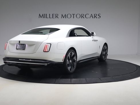 Used 2026 Rolls-Royce Spectre image 2