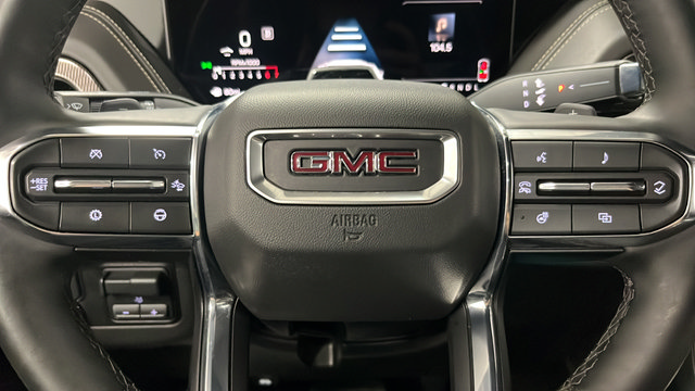 Used 2026 GMC Yukon Elevation AWD/4WD image 15