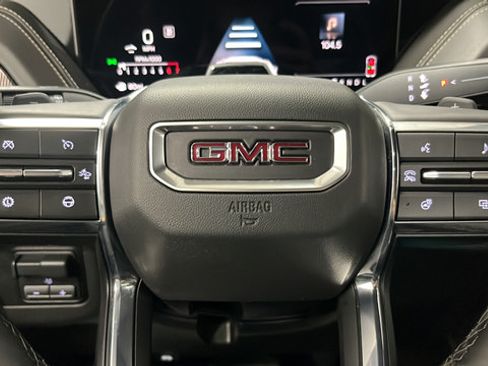 Used 2026 GMC Yukon Elevation AWD/4WD image 15