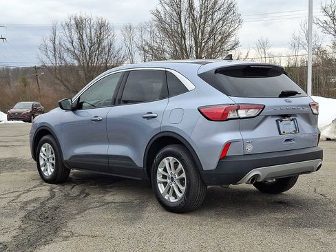 Used 2022 Ford Escape SE w/ Convenience Package image 4