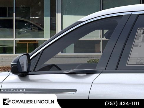 Used 2026 Lincoln Nautilus Premier AWD/4WD image 20
