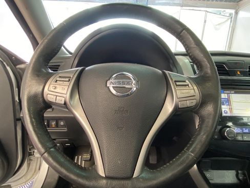 Used 2015 Nissan Altima 2.5 SL w/ Technology Package FWD image 20