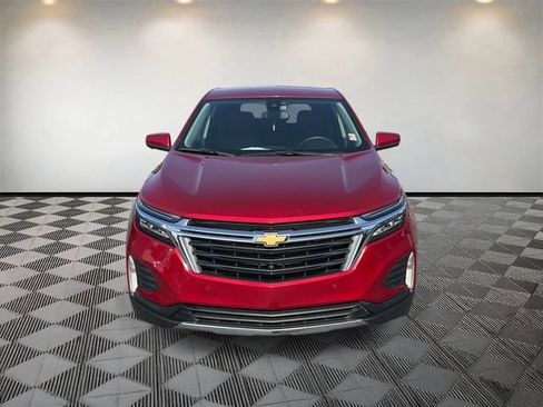 Used 2023 Chevrolet Equinox LT FWD image 2